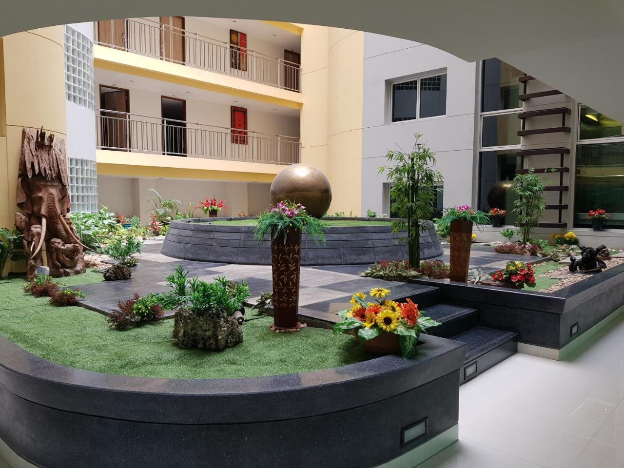 Olive Hotel & Residence Bangkok Sukhumvit 101 Экстерьер фото