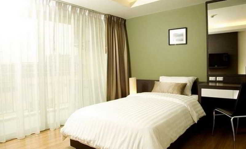 Olive Hotel & Residence Bangkok Sukhumvit 101 Экстерьер фото