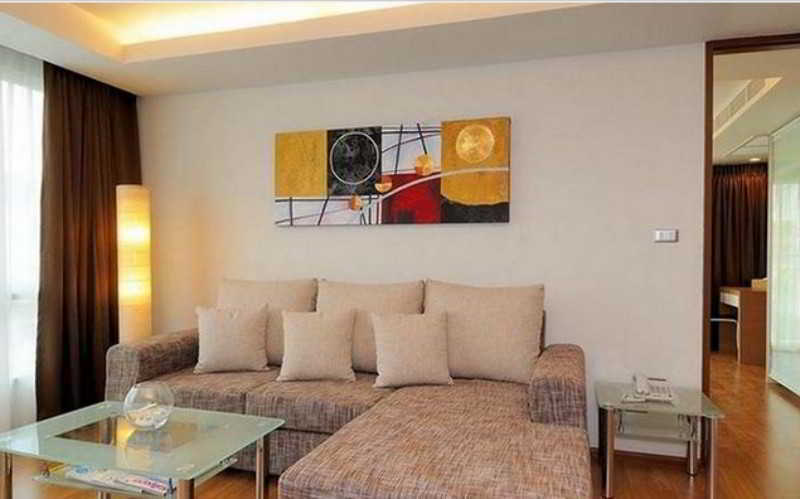 Olive Hotel & Residence Bangkok Sukhumvit 101 Экстерьер фото